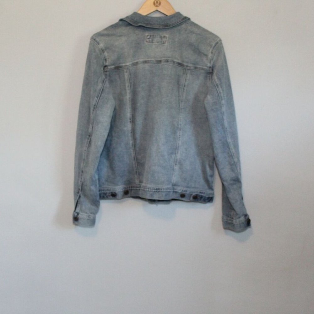 Maurices Vintage Destructed Denim Jacket H11503 - Picture 9 of 12
